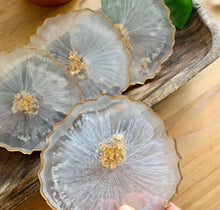 Load image into Gallery viewer, Geode Coasters