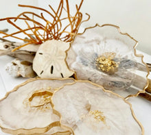 Load image into Gallery viewer, Geode Coasters