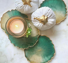 Load image into Gallery viewer, Geode Coasters