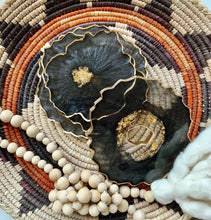 Load image into Gallery viewer, Geode Coasters