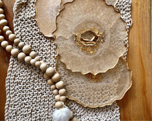 Load image into Gallery viewer, Geode Coasters